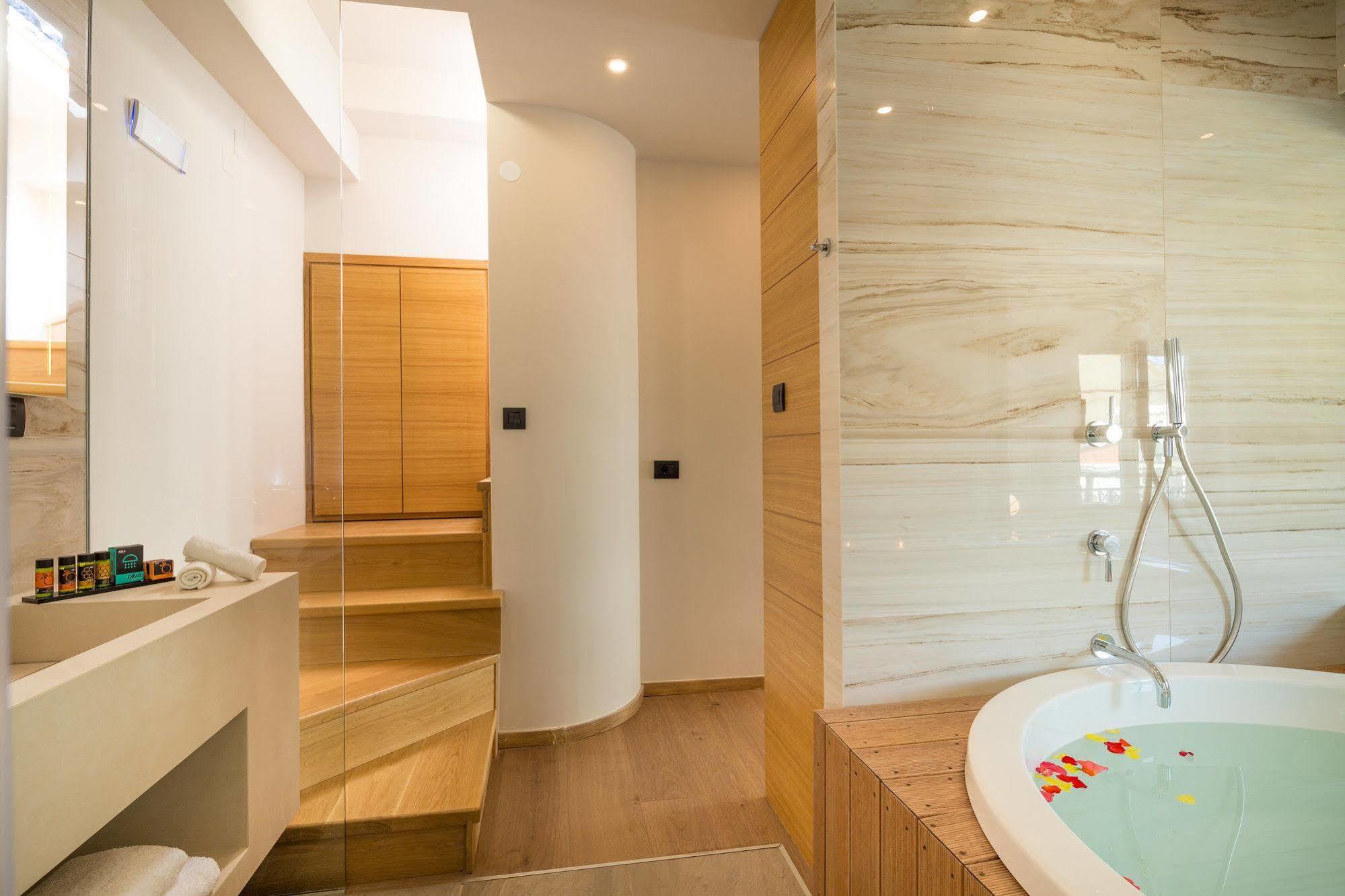 Querini Luxury Suites Hriszí Aktí Haniá Kültér fotó