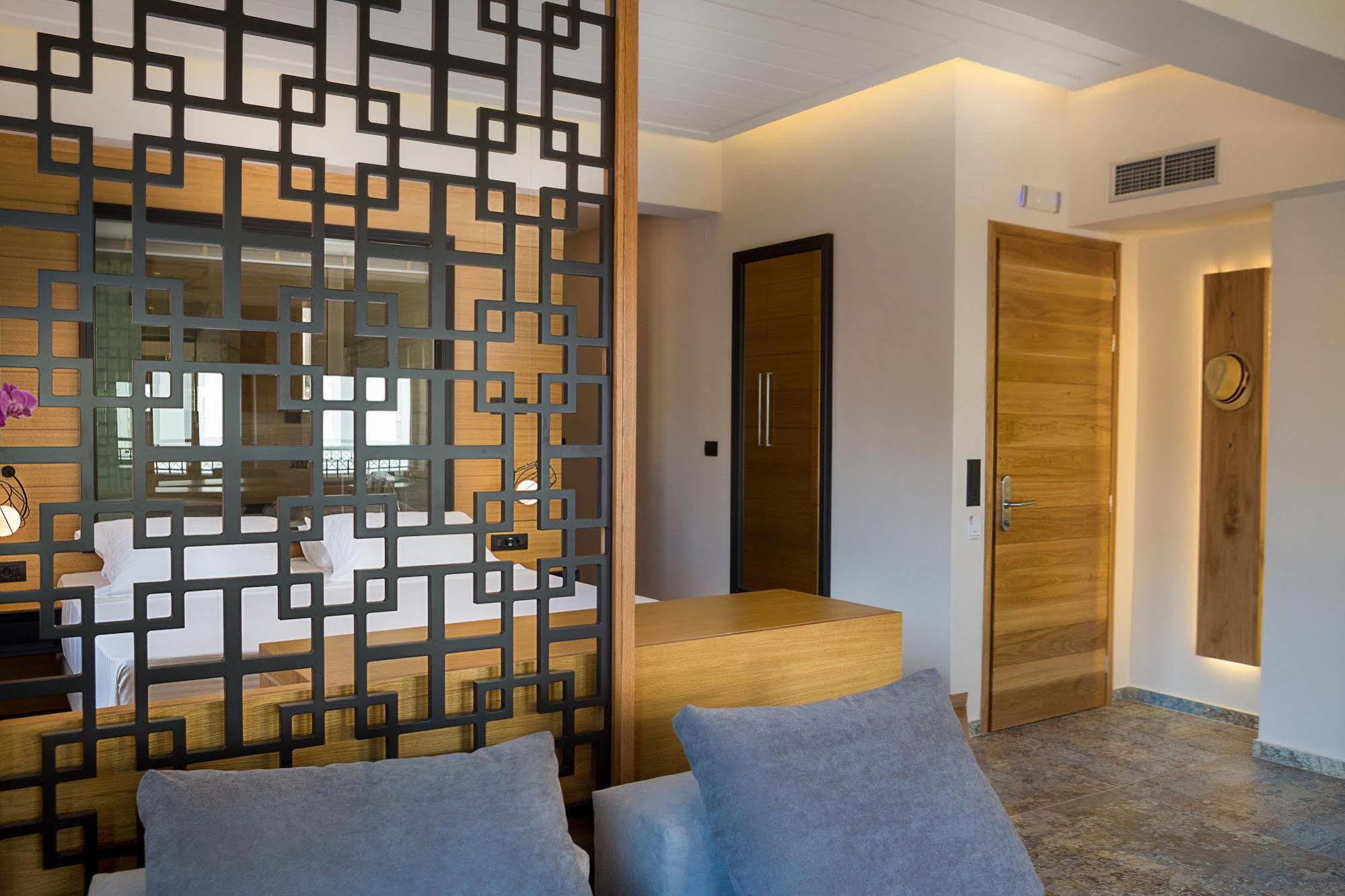 Querini Luxury Suites Hriszí Aktí Haniá Kültér fotó